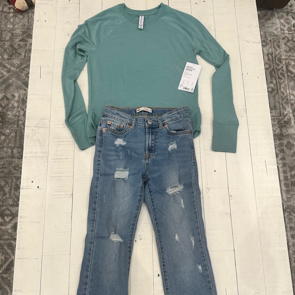 Darling girls outfit! Size 10 jeans and xs adult sweater